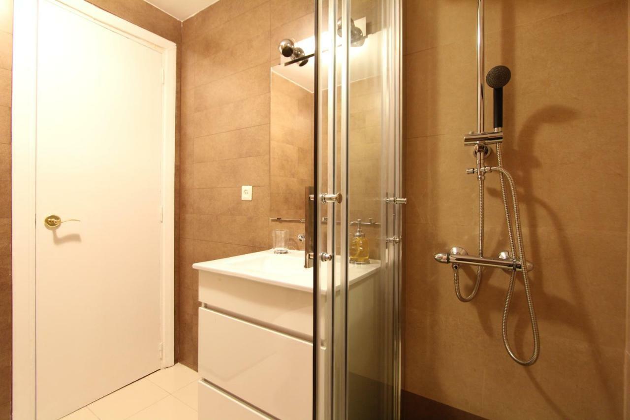 Cosy Apartment Prado Museum Madrid Buitenkant foto